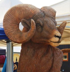 Clash of the Carvers Chainsaw Carving Championship