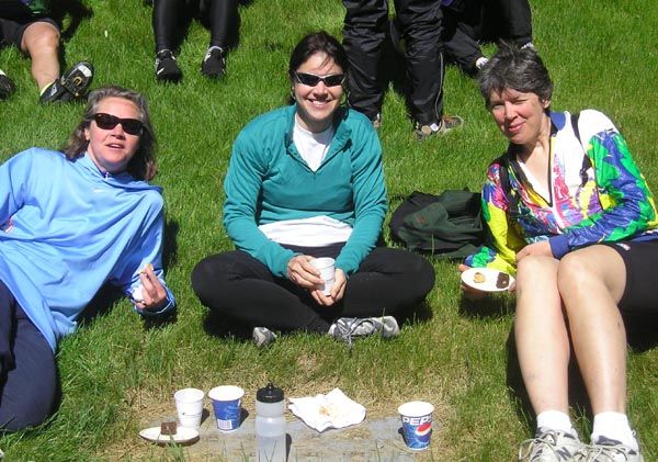 Relaxing at the Dam. Photo by Maggie Craig, LibbyMT.com.