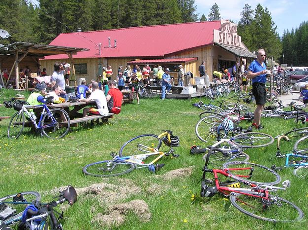 Yaak Food Stop. Photo by Dawn Ballou, LibbyMT.com.