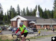 Leaving the first food stop. Photo by Maggie Craig, LibbyMT.com.