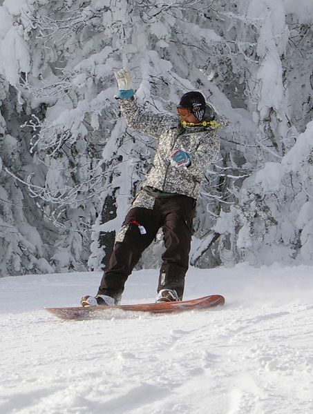 Snowboarding. Photo by Brent Shrum, Kootenai Valley Record.