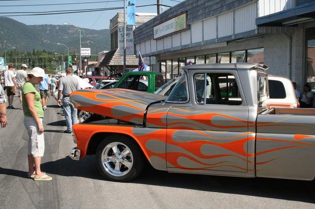 1960 Chevy Pickup. Photo by LibbyMT.com.