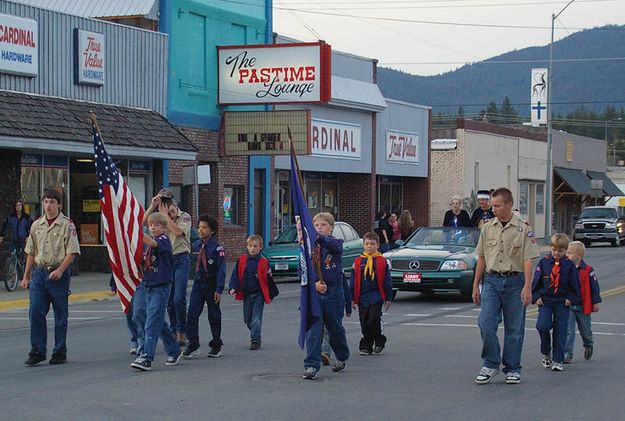 Scouts lead parade. Photo by Kootenai Valley Record.