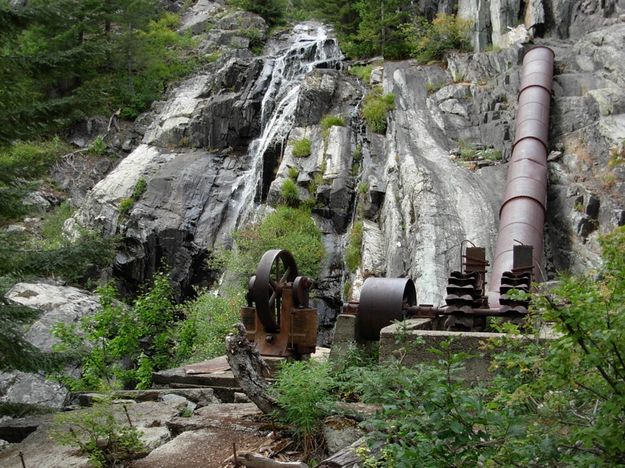 Old Mining Equipment. Photo by Bob Hosea.