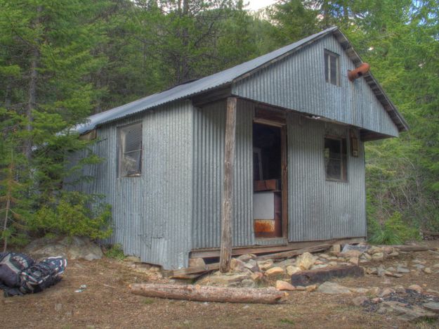 Old Cabin. Photo by Bob Hosea.