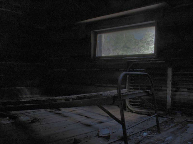 Bedroom in old cabin. Photo by Bob Hosea.