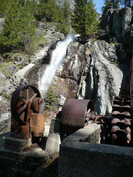 Old Mining Equipment. Photo by Bob Hosea.