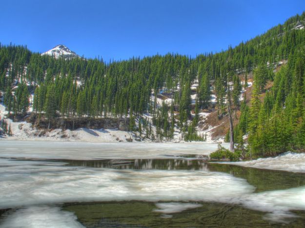 Bramlet Lake. Photo by Bob Hosea.