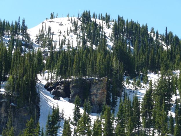 Snow on the ridge. Photo by Bob Hosea.