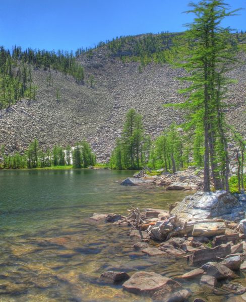 Davis Lake. Photo by Bob Hosea.