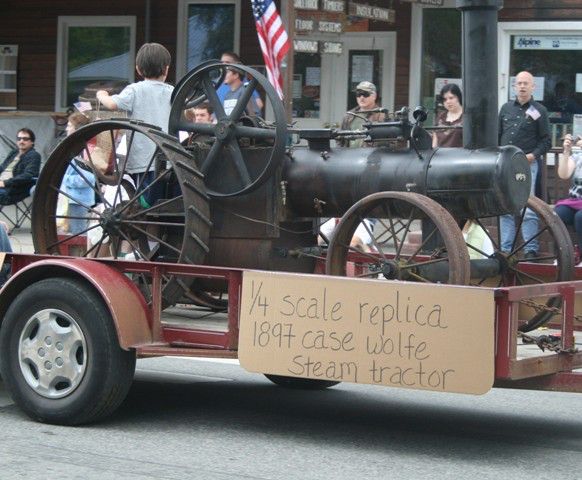 1897 tractor replica. Photo by LibbyMT.com.