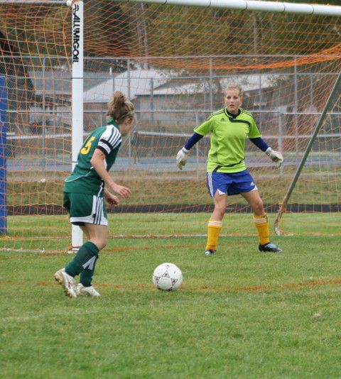 Goalie Jenny Johnson. Photo by LibbyMT.com.