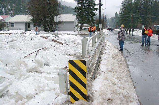 Ice Dam. Photo by Kootenai Valley Record.