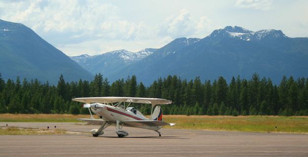 Starduster SA 300. Photo by LibbyMT.com.