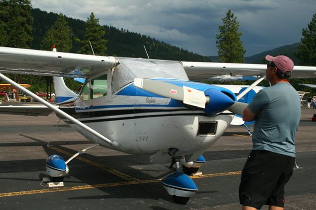 1965 Cessna C-182 Skylane. Photo by LibbyMT.com.