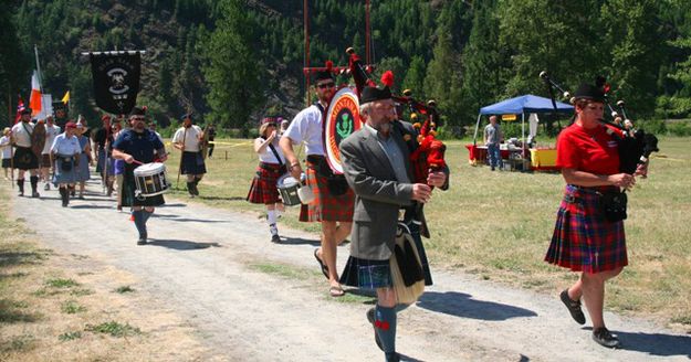 Montana Highlanders pipers. Photo by LibbyMT.com.