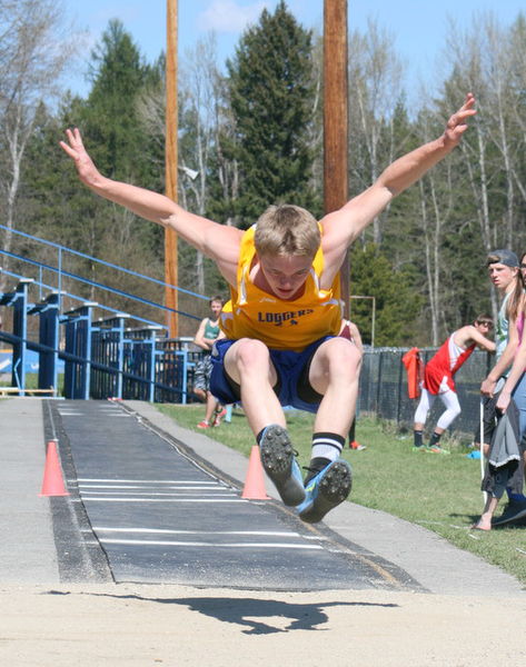 Laine - Triple Jump. Photo by LibbyMT.com.