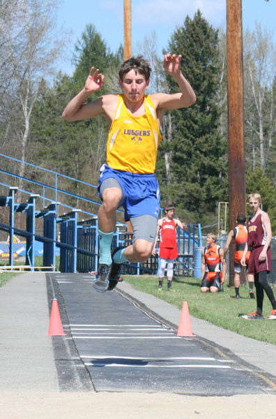 Brian - Triple Jump. Photo by LibbyMT.com.