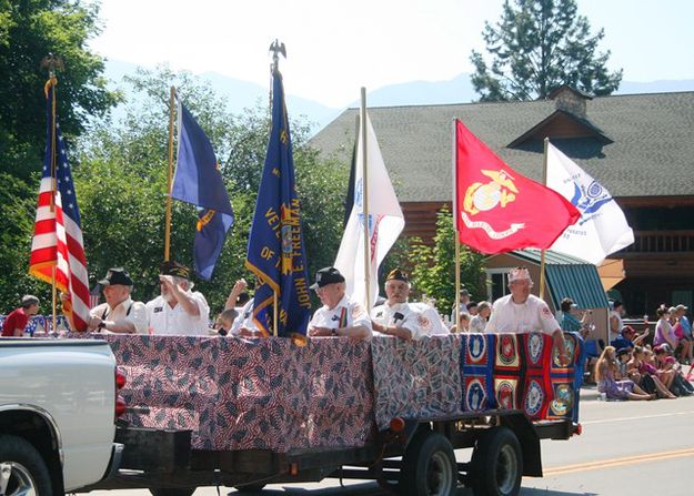 Thank you, veterans. Photo by LibbyMT.com.