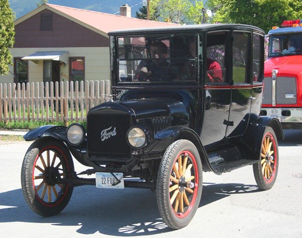 1922 Ford. Photo by LibbyMT.com.