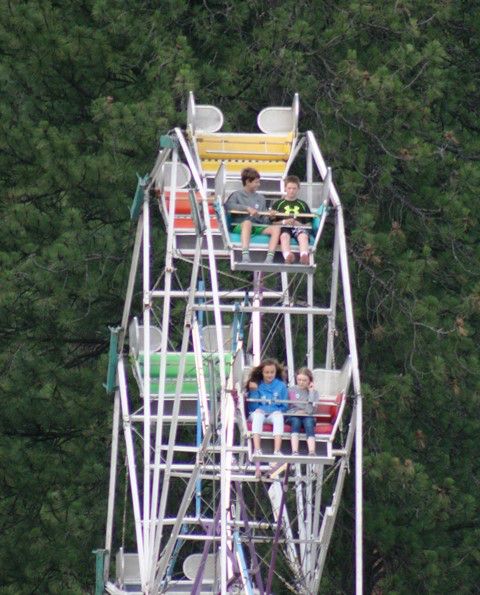 Fun on the Ferris wheel. Photo by LibbyMT.com.