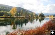 Kootenai River along Highway 37. Photo by LibbyMT.com.