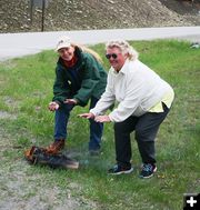 Cindy and Linda had their fire. Photo by LibbyMT.com.