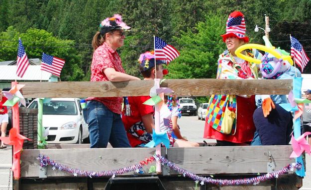 Patriotic clowns. Photo by LibbyMT.com.