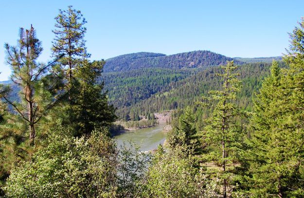 Kootenai River below. Photo by LibbyMT.com.