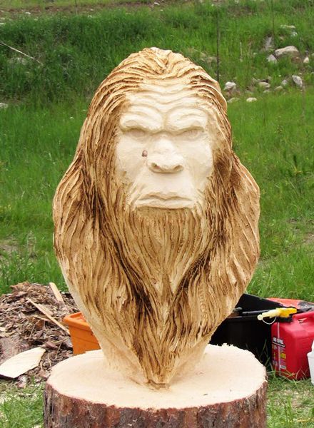Bigfoot carving. Photo by LibbyMT.com.