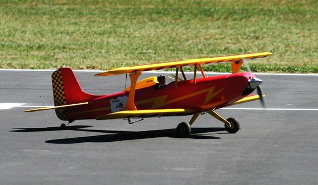 A biplane taxis. Photo by LibbyMT.com.
