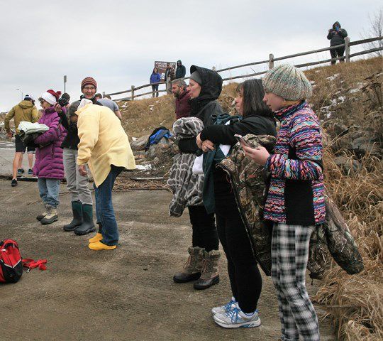 Gathering before the plunge. Photo by LibbyMT.com.