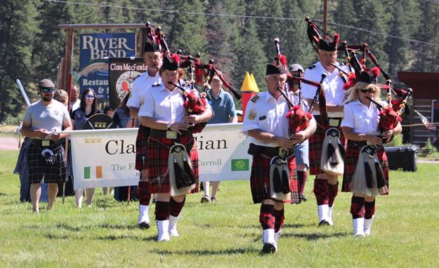 Montana Highlanders lead the way. Photo by LibbyMT.com.