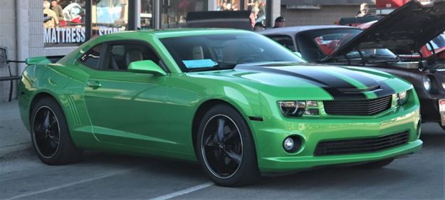 2011 Chevy Camaro. Photo by LibbyMT.com.