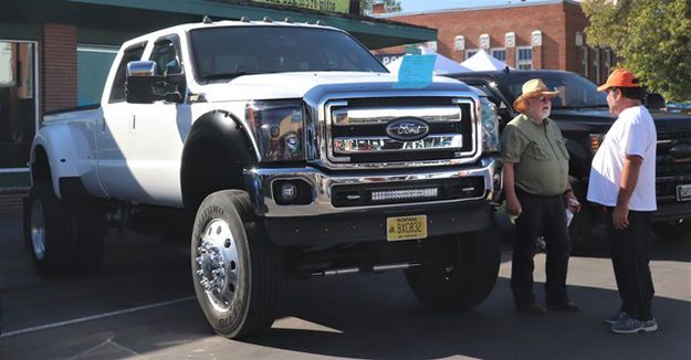 Chatting about the 2013 Ford F350. Photo by LibbyMT.com.