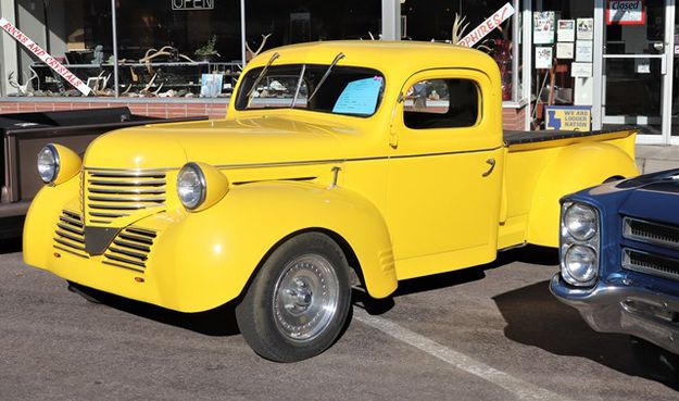 1939 Dodge pickup. Photo by LibbyMT.com.