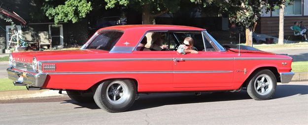 Ford Galaxie. Photo by LibbyMT.com.