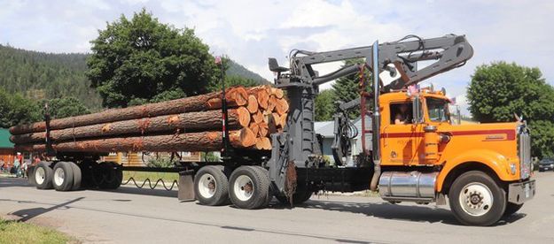 Folkert's Trucking. Photo by LibbyMT.com.