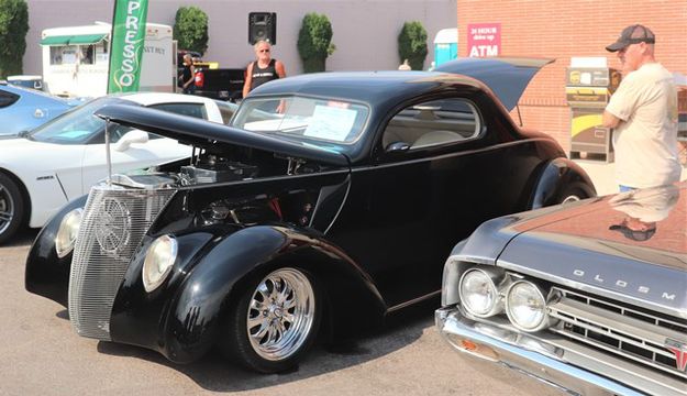 1937 Ford coupe. Photo by LibbyMT.com.
