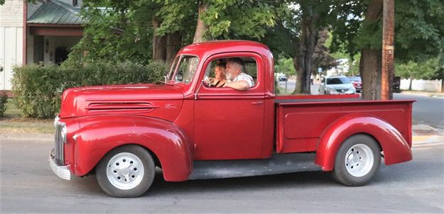 1947 Ford. Photo by LibbyMT.com.