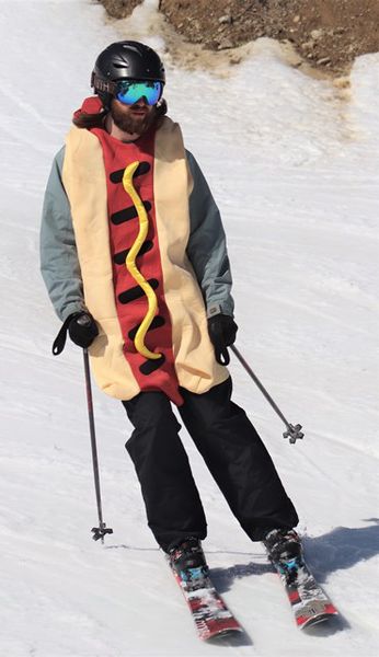 Hot dogger. Photo by LibbyMT.com.