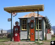 Texaco gas station. Photo by LibbyMT.com.