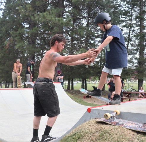 A helping hand. Photo by LibbyMT.com.