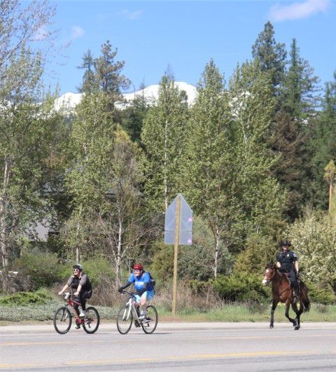 Libby Police Chief Ercanbrack on horseback. Photo by LibbyMT.com.