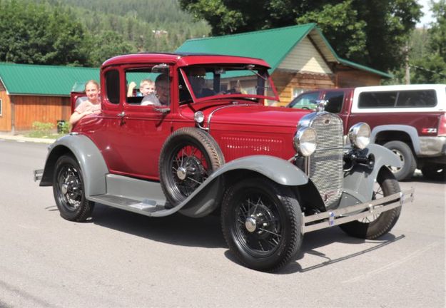 Rumble seat ride. Photo by LibbyMT.com.