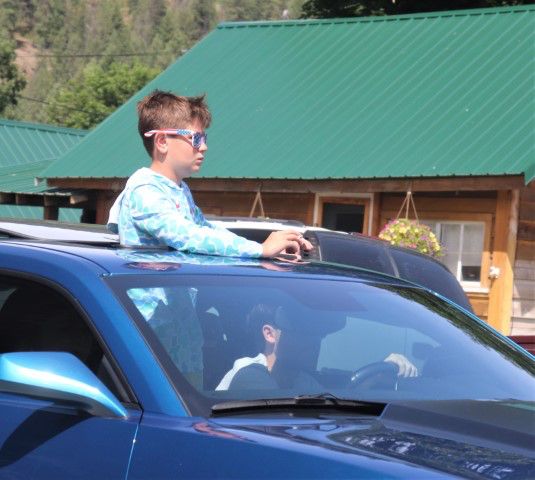 Cruisin'. Photo by LibbyMT.com.