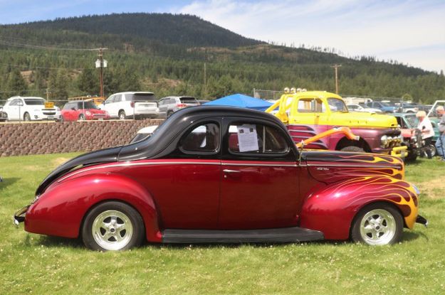 1940 Ford Deluxe. Photo by LibbyMT.com.