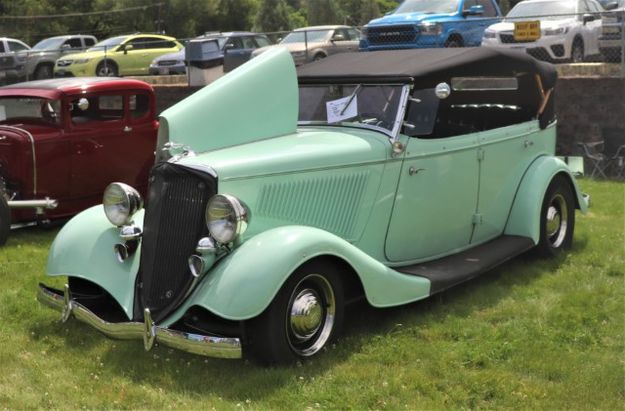 1934 Ford Phaeton. Photo by LibbyMT.com.