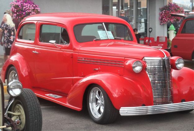 <center>1938 Chevrolet</center> <center>Master Deluxe</center>. Photo by LibbyMT.com.