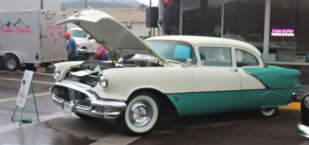 <center>1956 Oldsmobile</center> <center>Rocket 88</center>. Photo by LibbyMT.com.